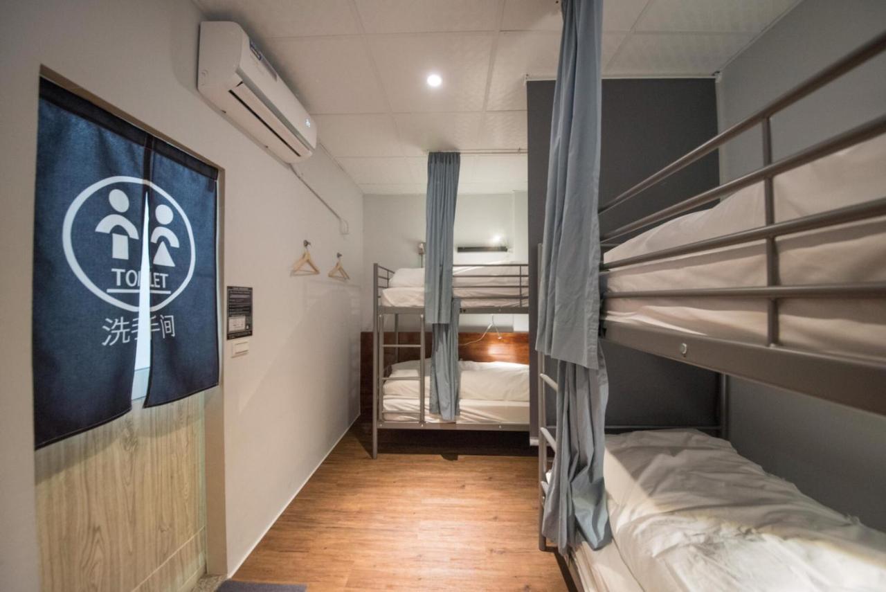 Deer Traveler Hostel Yuchi Exteriör bild